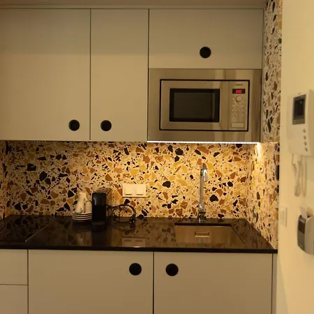 Trindade 19 - 1a Arinto Apartment Lisbon